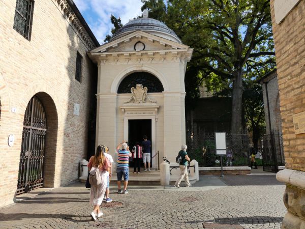 tomba Dante Ravenna