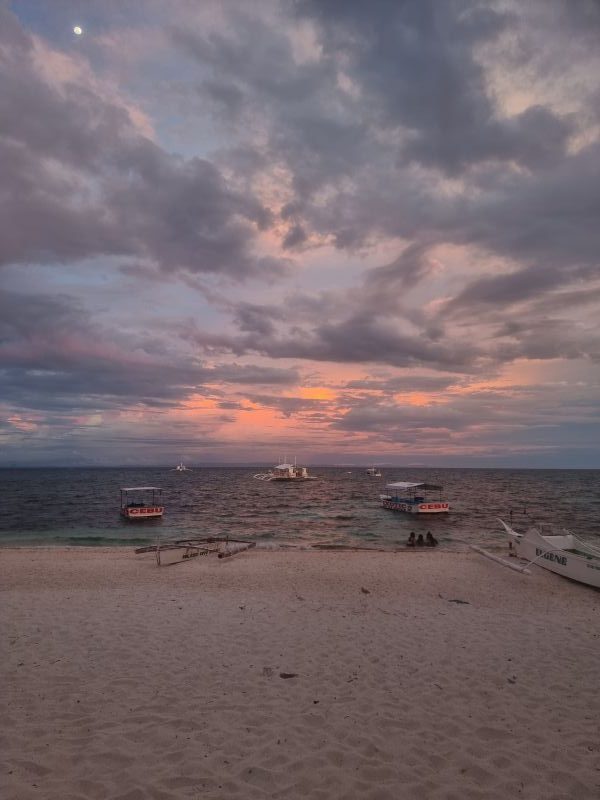 bounty beach malapascua tramonto