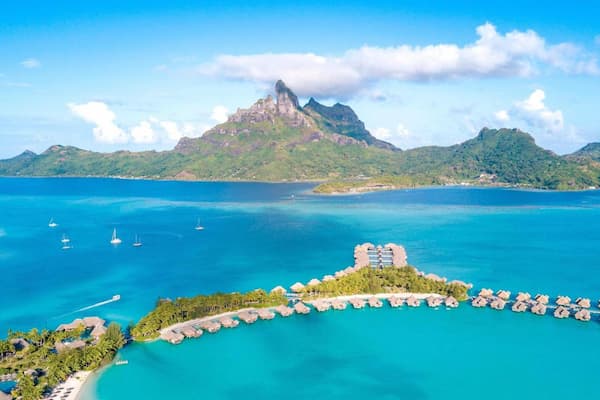 resort St Regis Bora Bora