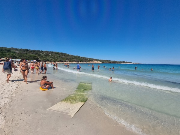 Isola di Caprera, spiagge più belle, come arrivare, cosa fare e dove mangiare