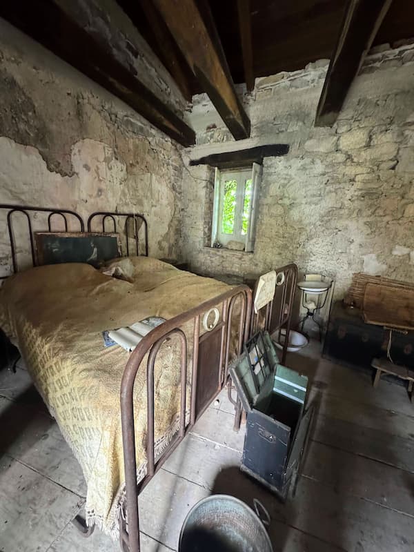 casa emigrante san severino di centola